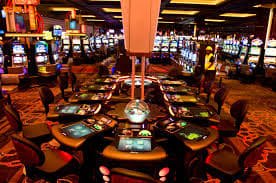 Antarmuka permainan Starlight Princess di selalu bet dengan grid slot dan simbol berwarna-warni